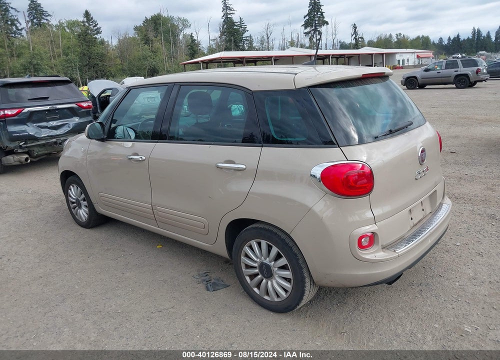 2017 FIAT 500L POP VIN: ZFBCFAAH4HZ038573