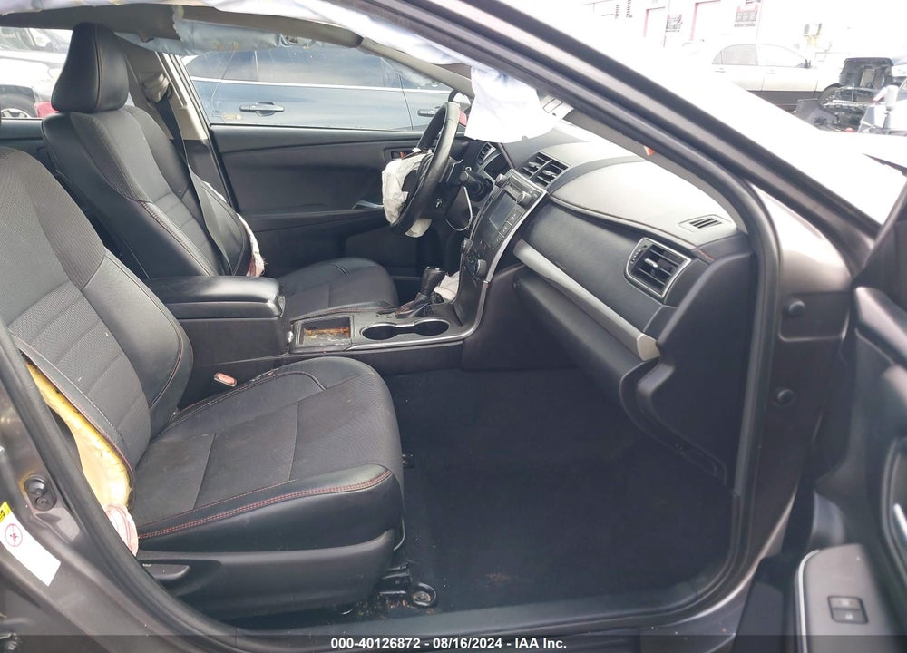 2016 TOYOTA CAMRY SE VIN: 4T1BF1FK9GU196461