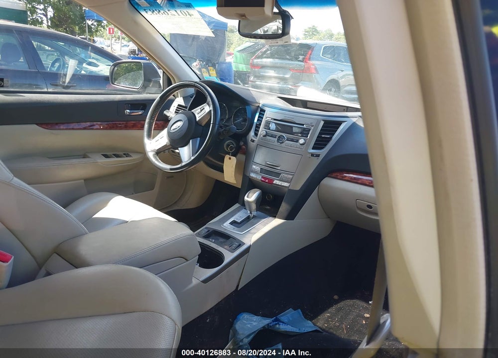 2011 SUBARU OUTBACK 2.5I LIMITED VIN: 4S4BRBKC2B3383860