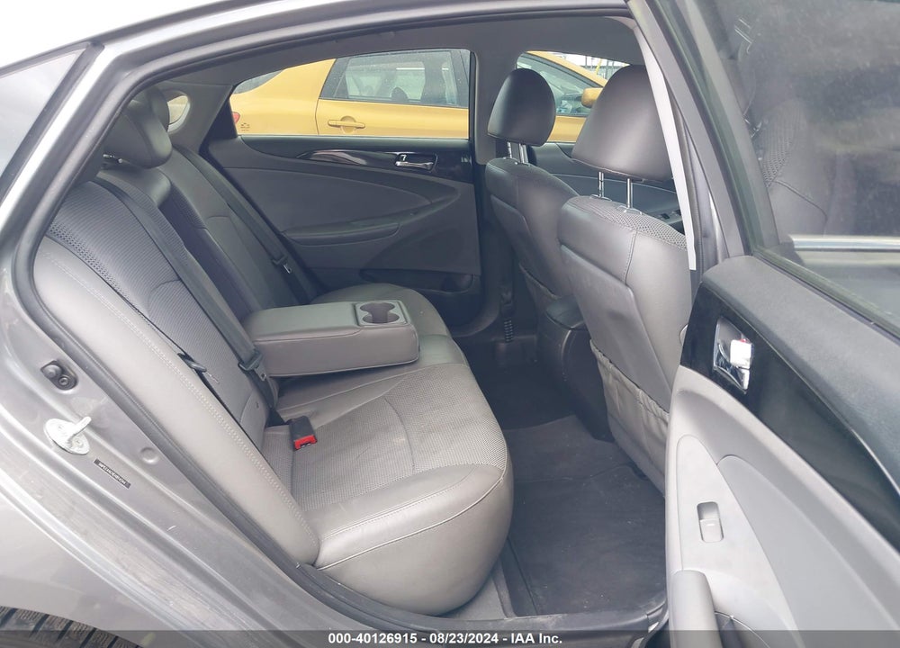 2014 HYUNDAI SONATA SE VIN: 5NPEC4ACXEH814244