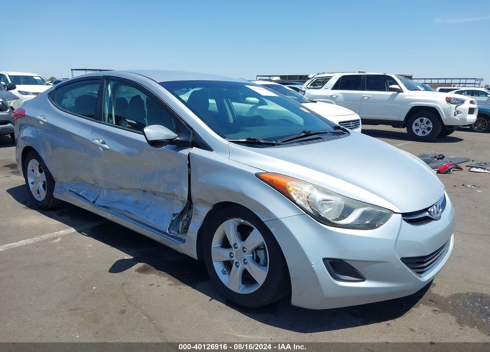 2013 HYUNDAI ELANTRA GLS VIN: 5NPDH4AE2DH301440