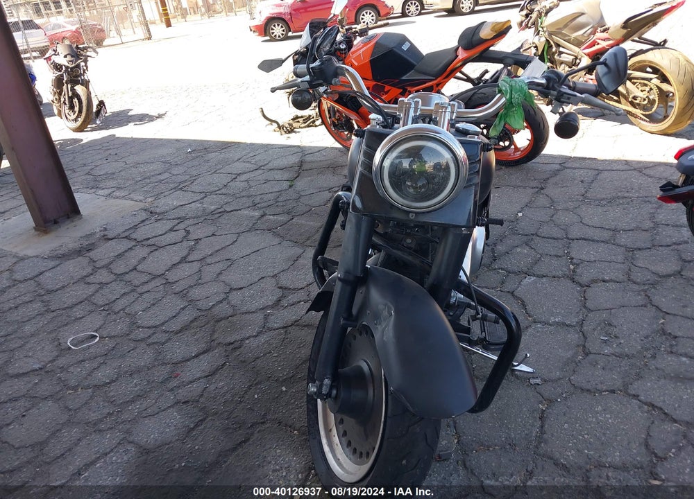 2013 HARLEY-DAVIDSON FLSTFB FATBOY LO VIN: 1HD1JNV14DB020390
