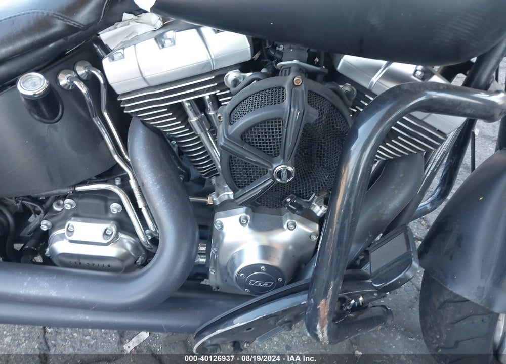 2013 HARLEY-DAVIDSON FLSTFB FATBOY LO VIN: 1HD1JNV14DB020390