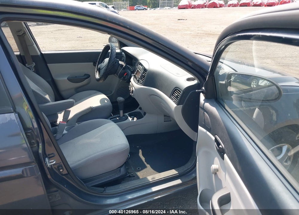 2008 HYUNDAI ACCENT GLS VIN: KMHCN46C38U267950