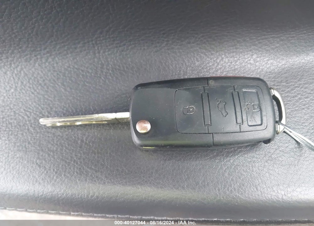 2008 VOLKSWAGEN JETTA SE/SEL VIN: 3VWRM71K38M178723