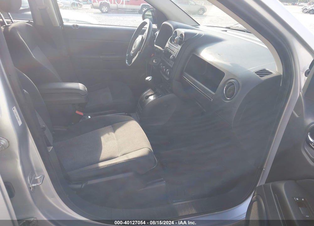 2011 JEEP COMPASS VIN: 1J4NF1FB0BD244806