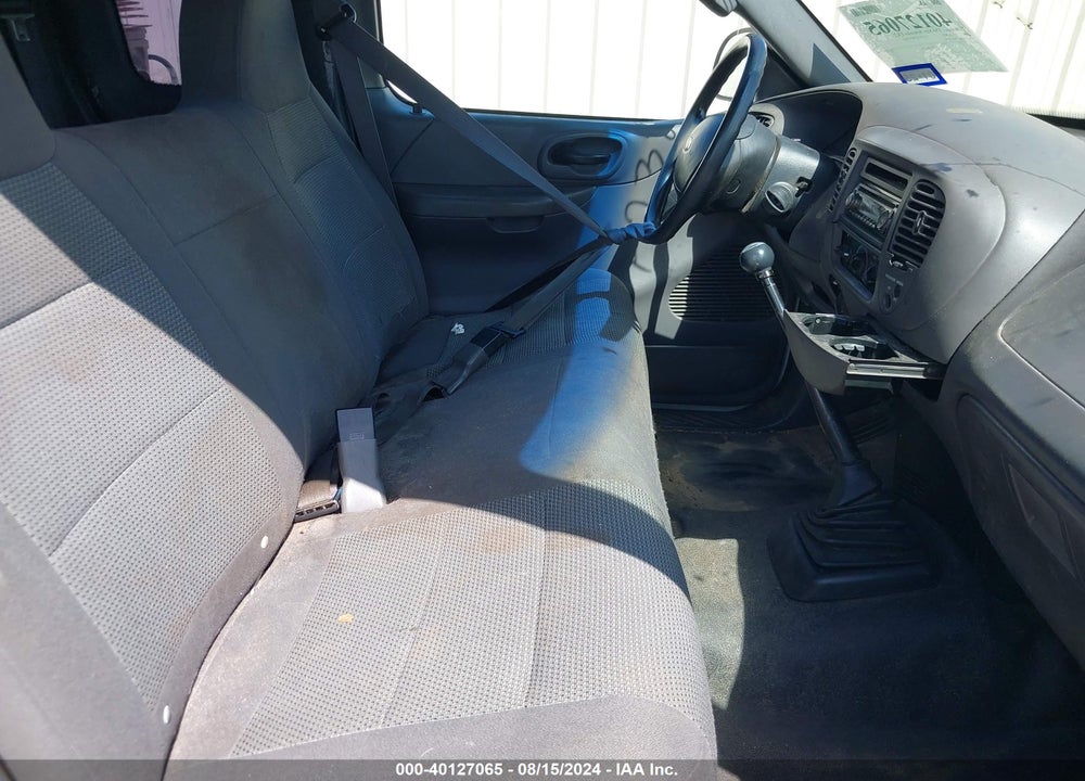 2004 FORD F-150 HERITAGE XL/XLT VIN: 2FTRX17294CA23842