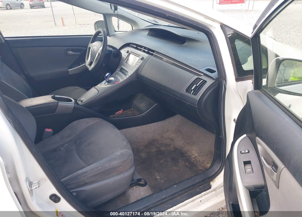 2014 TOYOTA PRIUS TWO VIN: JTDKN3DU0E1764201
