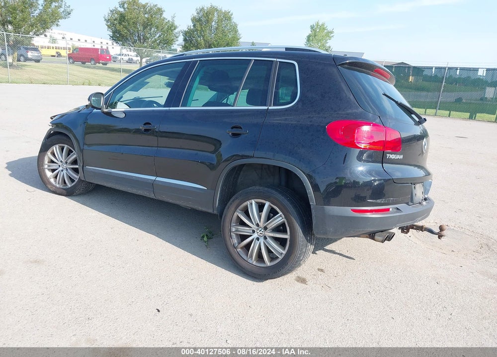 2012 VOLKSWAGEN TIGUAN SE VIN: WVGBV7AX9CW548946