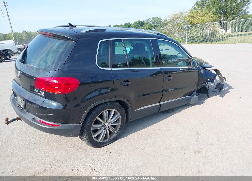 2012 VOLKSWAGEN TIGUAN SE VIN: WVGBV7AX9CW548946