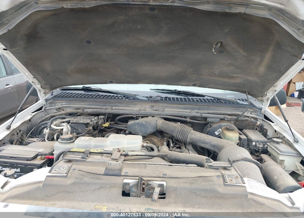 2000 FORD EXCURSION XLT VIN: 1FMNU40L6YEC79105