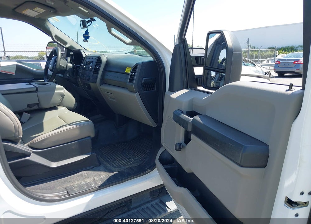 2019 FORD F-250 XL VIN: 1FDBF2A60KEG59719