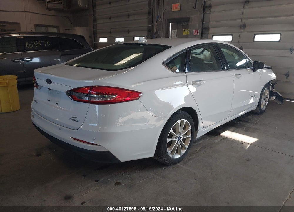 2019 FORD FUSION HYBRID SE VIN: 3FA6P0LU1KR203850