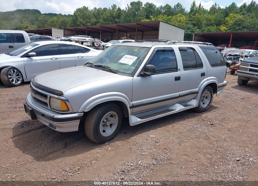 1996 CHEVROLET BLAZER VIN: 1GNCS13WXT2104119