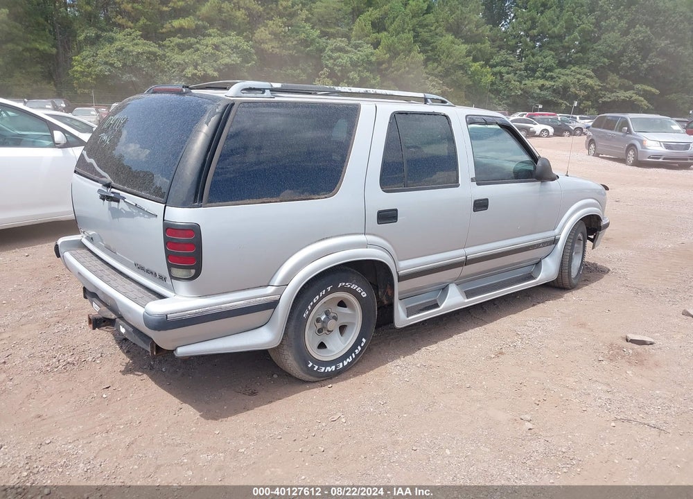 1996 CHEVROLET BLAZER VIN: 1GNCS13WXT2104119