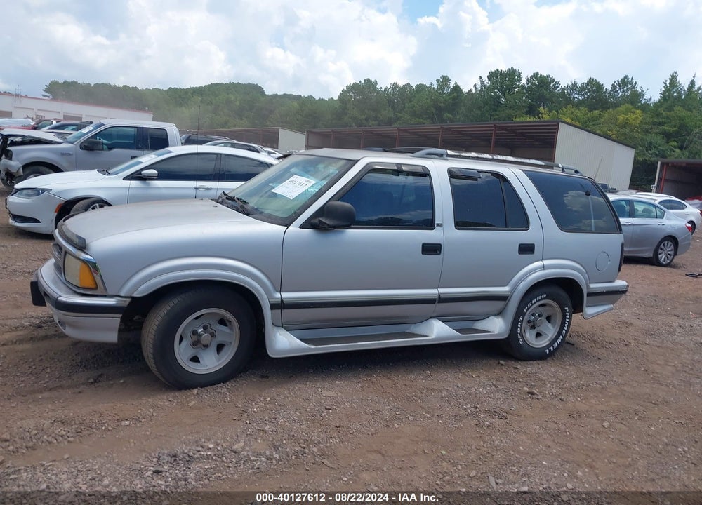 1996 CHEVROLET BLAZER VIN: 1GNCS13WXT2104119