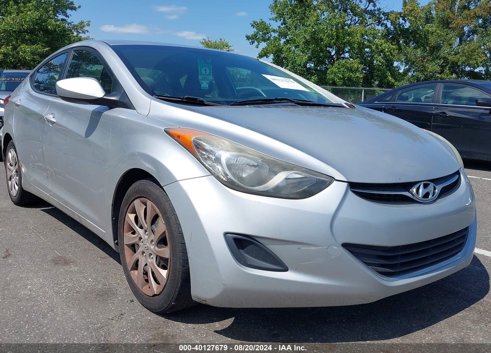 2013 HYUNDAI ELANTRA GLS VIN: 5NPDH4AE2DH213892