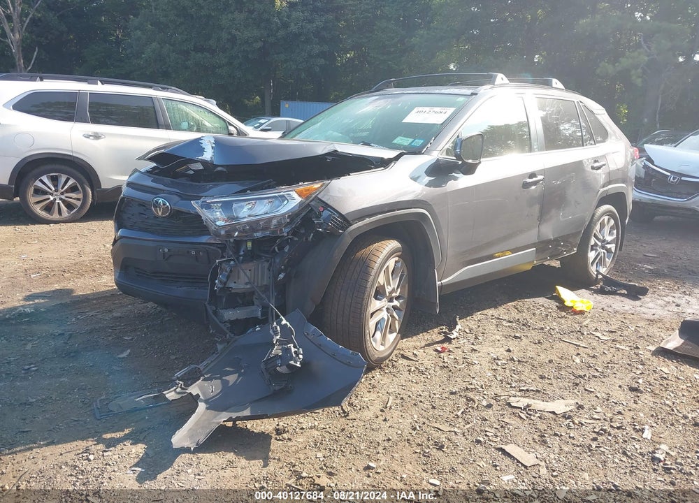 2020 TOYOTA RAV4 XLE PREMIUM VIN: JTMA1RFV0LJ036603