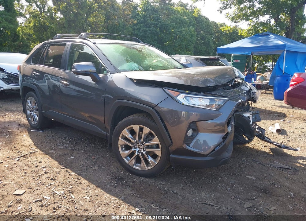 2020 TOYOTA RAV4 XLE PREMIUM VIN: JTMA1RFV0LJ036603
