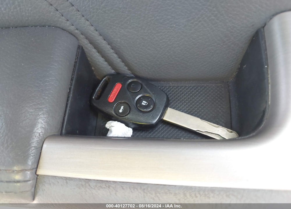 2006 HONDA ACCORD 3.0 EX VIN: 1HGCM66596A033624