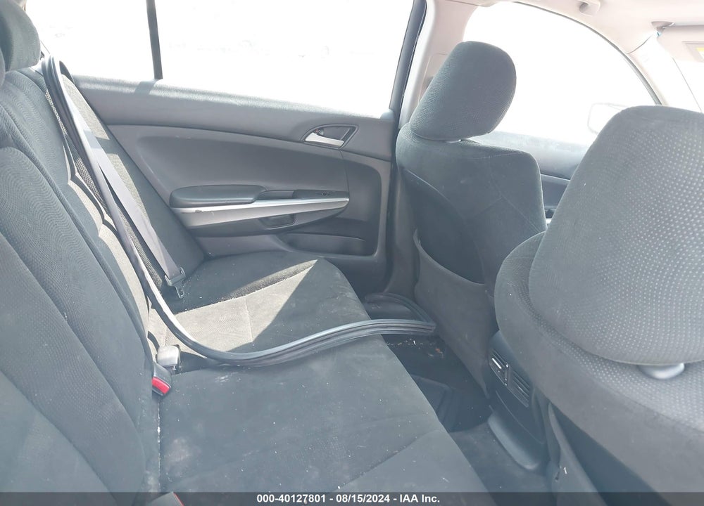 2010 HONDA ACCORD 2.4 EX VIN: 1HGCP2F76AA022817