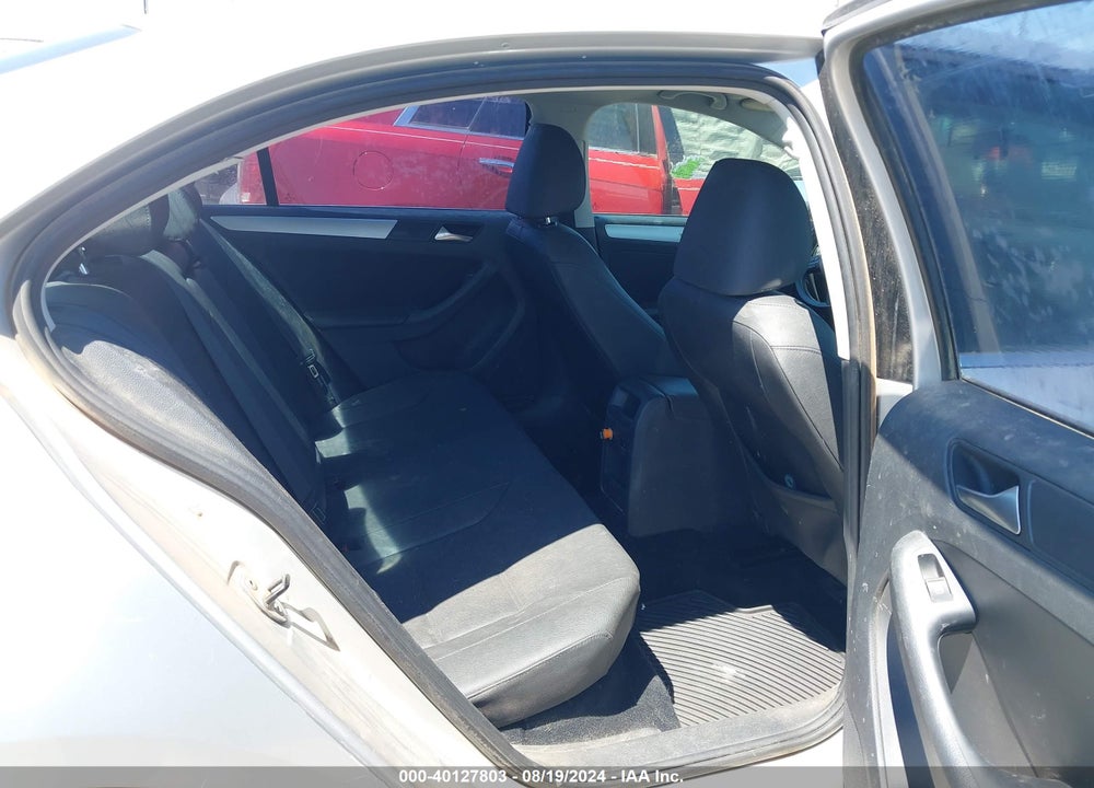 2012 VOLKSWAGEN JETTA 2.5L SEL VIN: 3VWLX7AJ6CM364866
