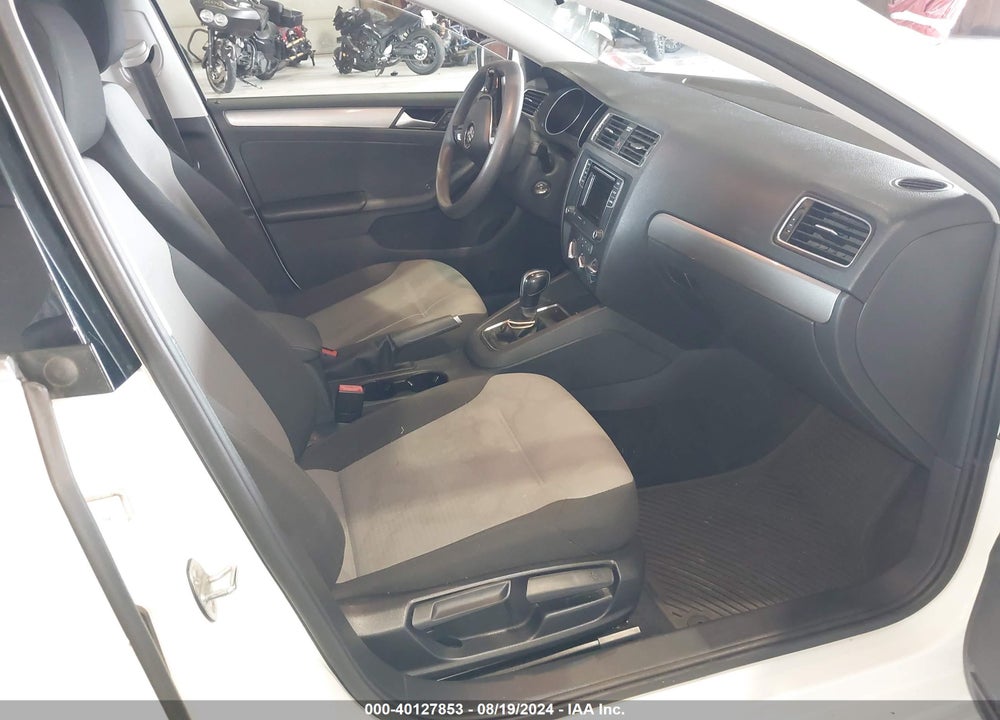 2017 VOLKSWAGEN JETTA 1.4T S VIN: 3VW2B7AJ3HM401051