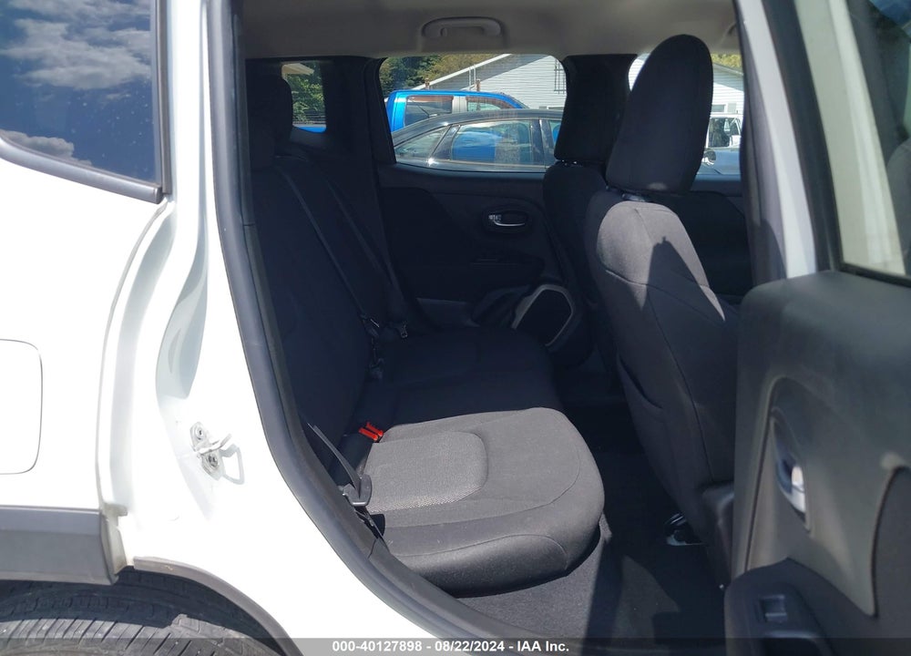 2017 JEEP RENEGADE LATITUDE 4X4 VIN: ZACCJBBB6HPE44090