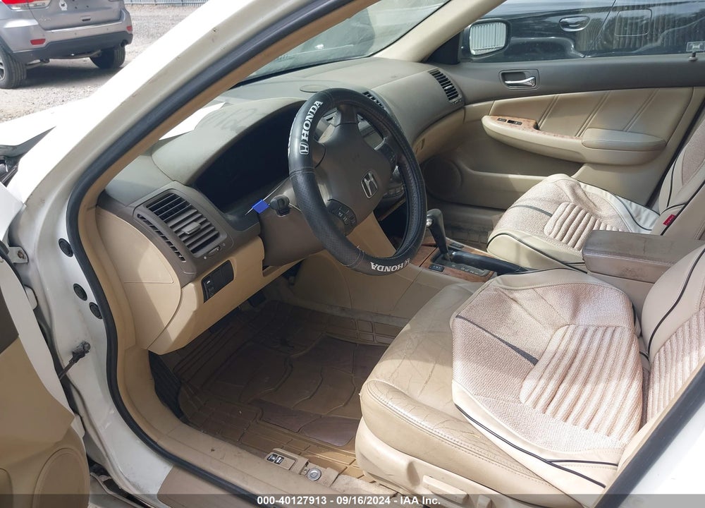2005 HONDA ACCORD 2.4 EX VIN: 1HGCM56895A068649