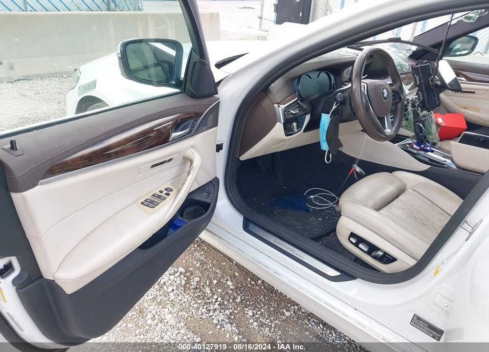 2018 BMW 540I VIN: WBAJE5C53JG918096