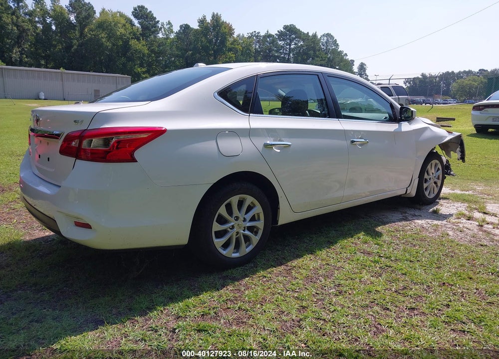 2018 NISSAN SENTRA SV VIN: 3N1AB7AP5JL661579
