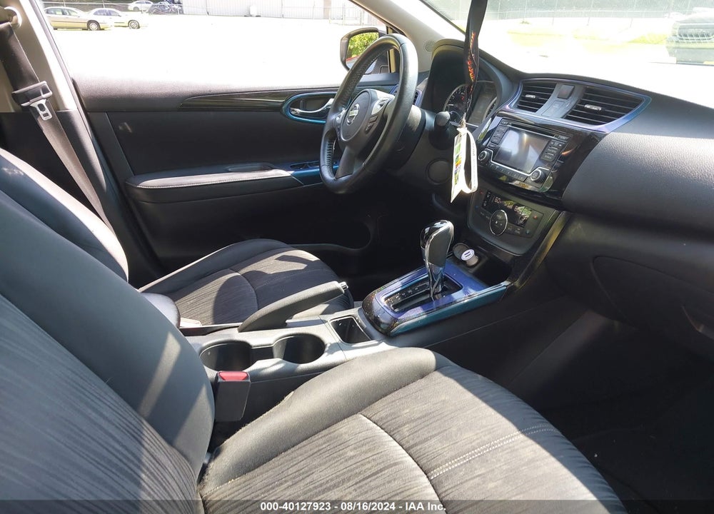 2018 NISSAN SENTRA SV VIN: 3N1AB7AP5JL661579