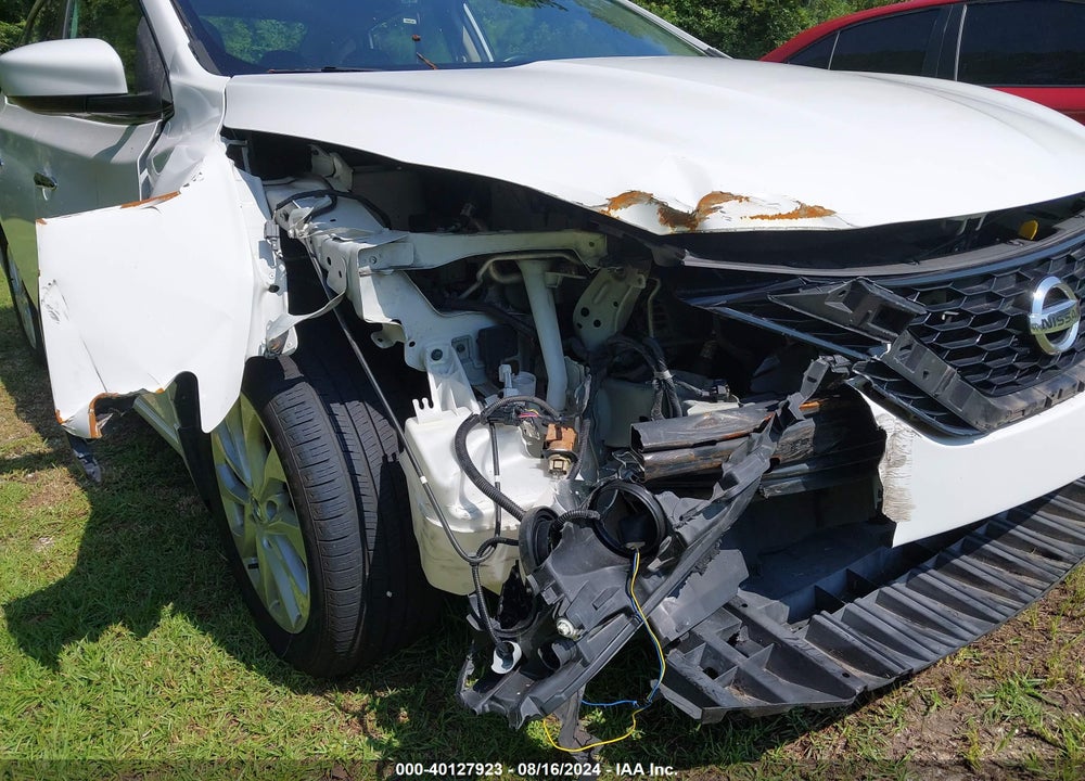 2018 NISSAN SENTRA SV VIN: 3N1AB7AP5JL661579