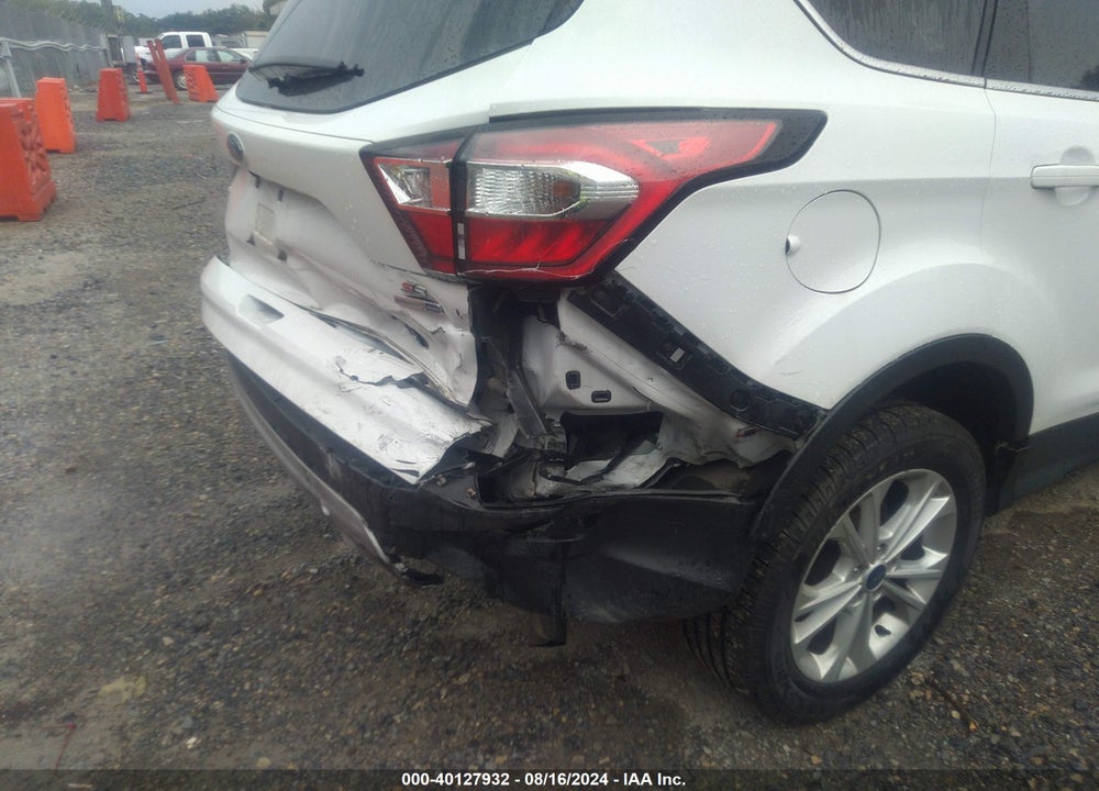 2018 FORD ESCAPE SE VIN: 1FMCU9GD1JUA75049