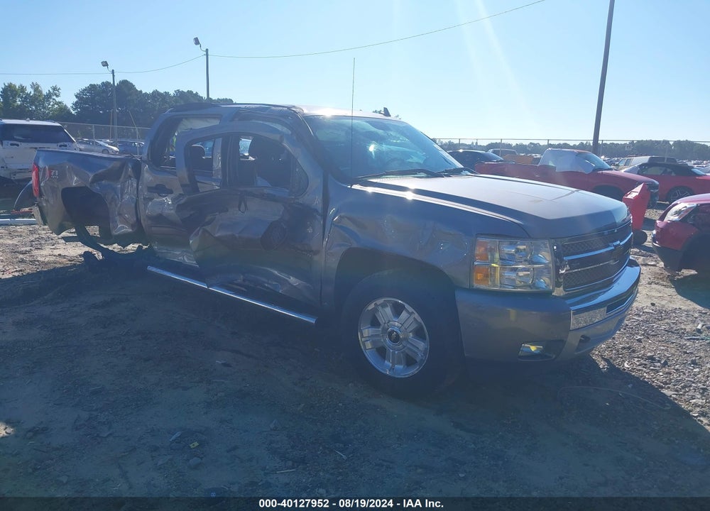 2013 CHEVROLET SILVERADO 1500 LT VIN: 3GCPKSE76DG353743