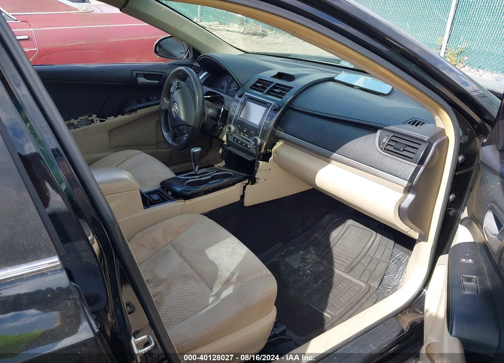 2014 TOYOTA CAMRY LE VIN: 4T4BF1FK1ER412922