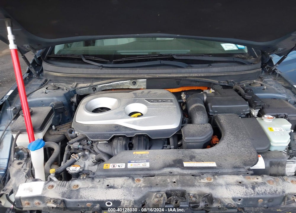 2016 HYUNDAI SONATA HYBRID VIN: KMHE24L12GA015417