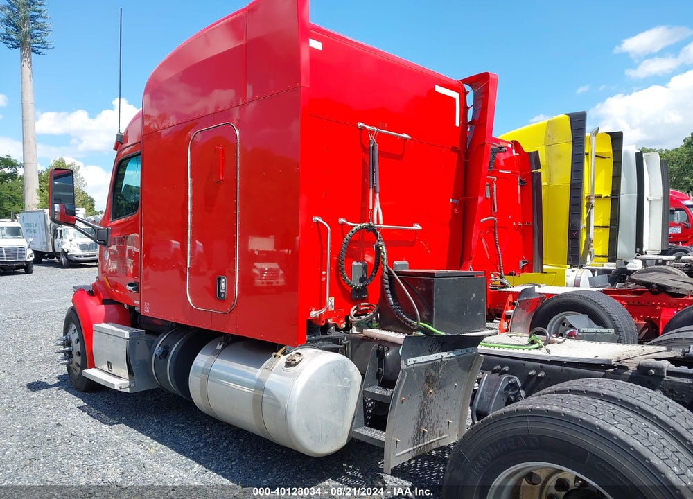 2016 PETERBILT 579 VIN: 1XPBDP9X0GD300936
