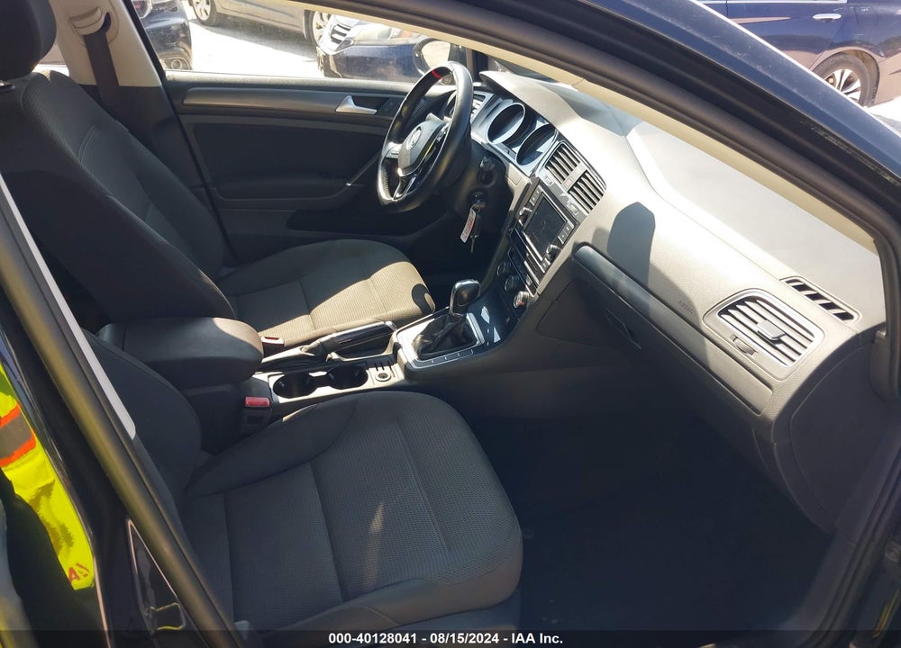 2019 VOLKSWAGEN GOLF SPORTWAGEN 1.8T S VIN: 3VW117AU7KM510404