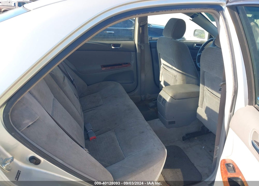 2004 TOYOTA CAMRY VIN: JTDBF32K440154367