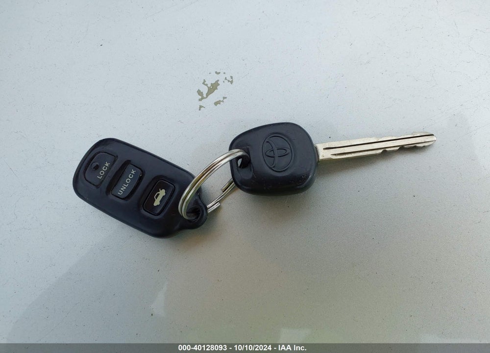 2004 TOYOTA CAMRY VIN: JTDBF32K440154367