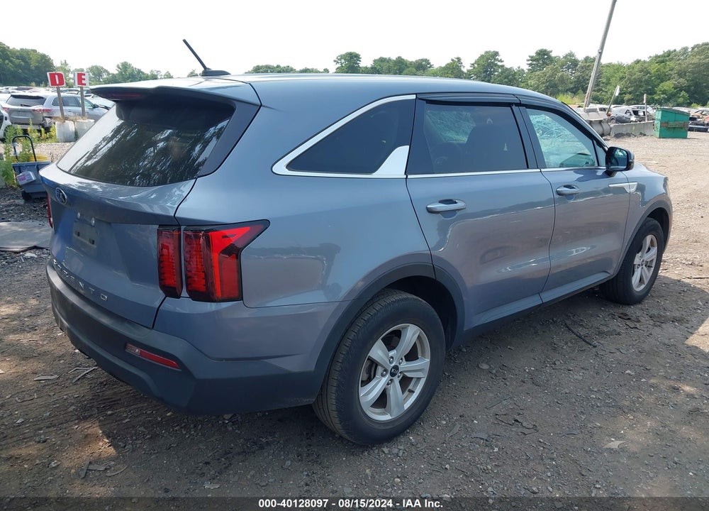 2021 KIA SORENTO LX VIN: 5XYRGDLC7MG069865
