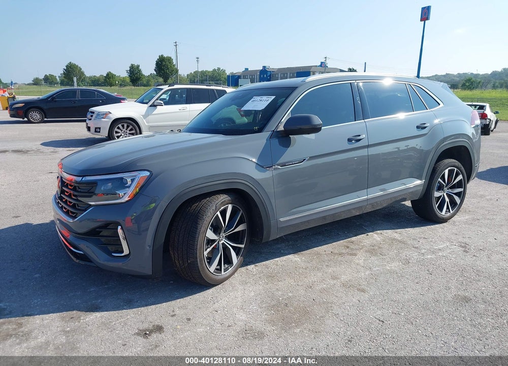 2024 VOLKSWAGEN ATLAS CROSS SPORT 2.0T SEL PREMIUM R-LINE VIN: 1V2FE2CA5RC245527