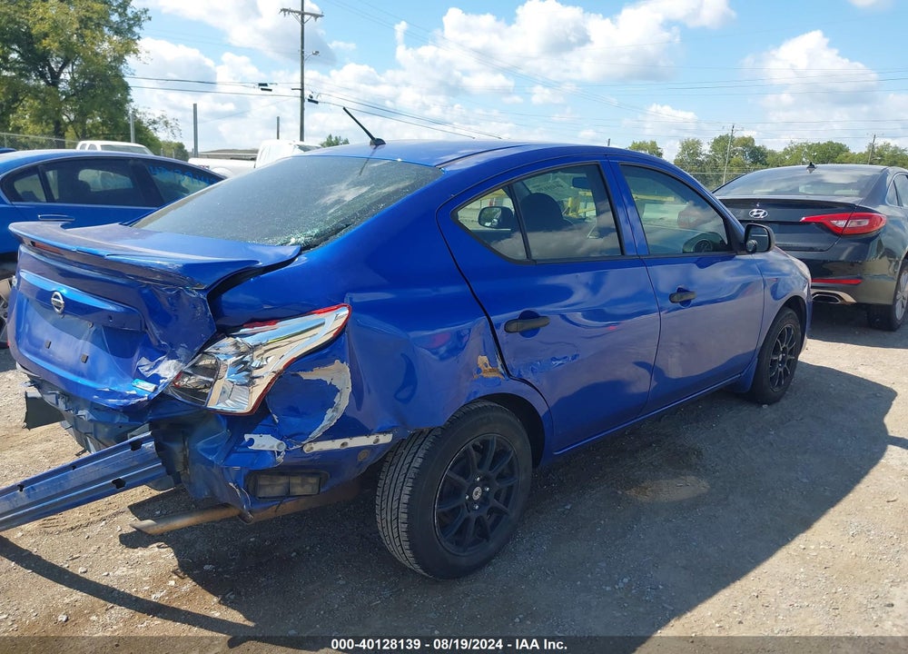 2015 NISSAN VERSA 1.6 S+ VIN: 3N1CN7AP0FL940221
