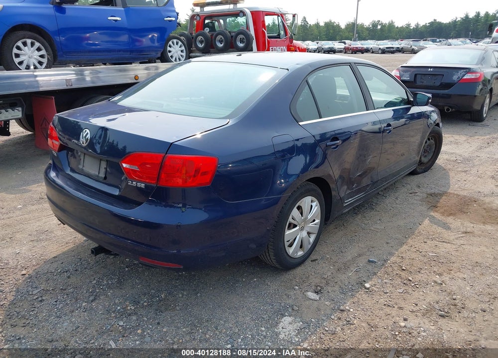 2013 VOLKSWAGEN JETTA 2.5L SE VIN: 3VWDP7AJ1DM418726