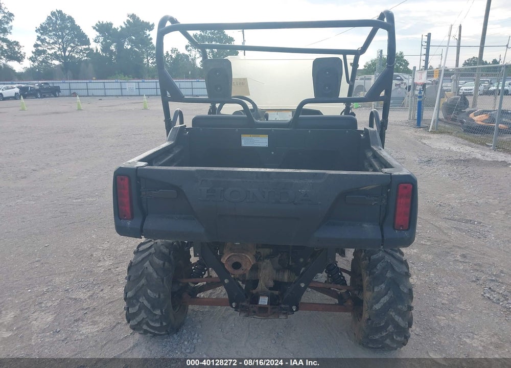 2018 HONDA SXS700 M2 VIN: 1HFVE0292J4402539