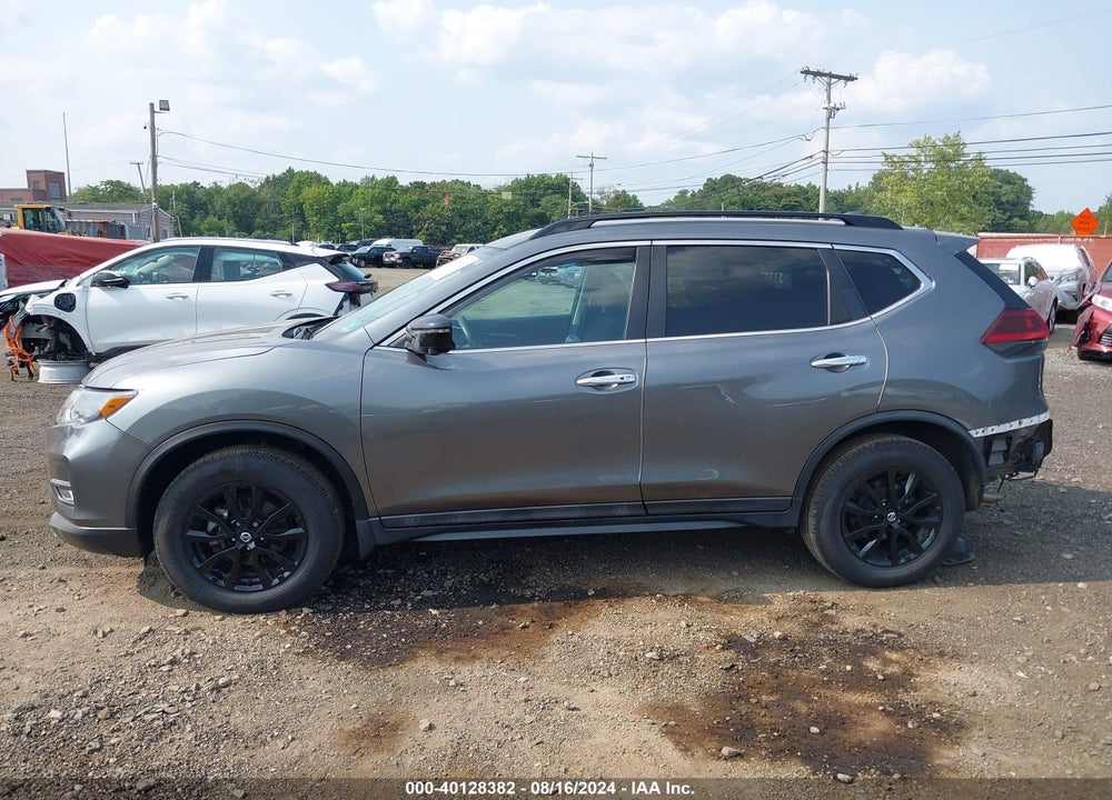 2018 NISSAN ROGUE SV VIN: 5N1AT2MVXJC755293