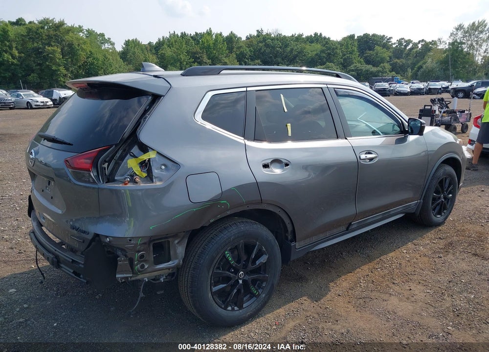2018 NISSAN ROGUE SV VIN: 5N1AT2MVXJC755293