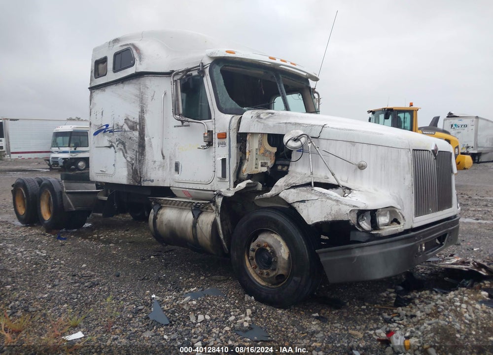2003 INTERNATIONAL 9400 9400I VIN: 3HSCNAMR13N066332