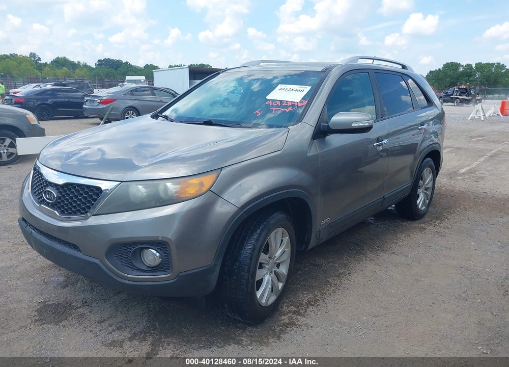 2011 KIA SORENTO EX V6 VIN: 5XYKUDA26BG058583